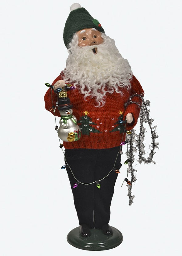 Decorating Santa by Byers' Choice