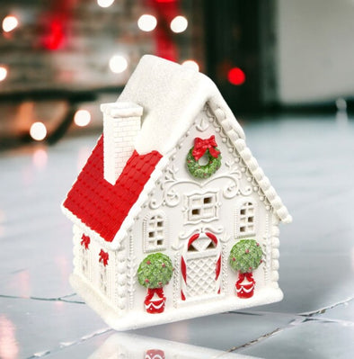 9.5" LED Cottage House