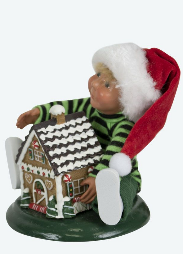 Byers' Choice Toddler with Gingerbread House